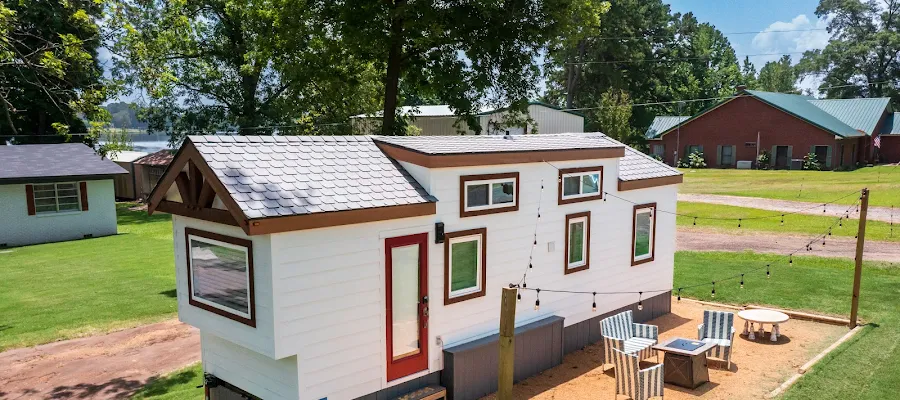Lone Star Lake Rentals