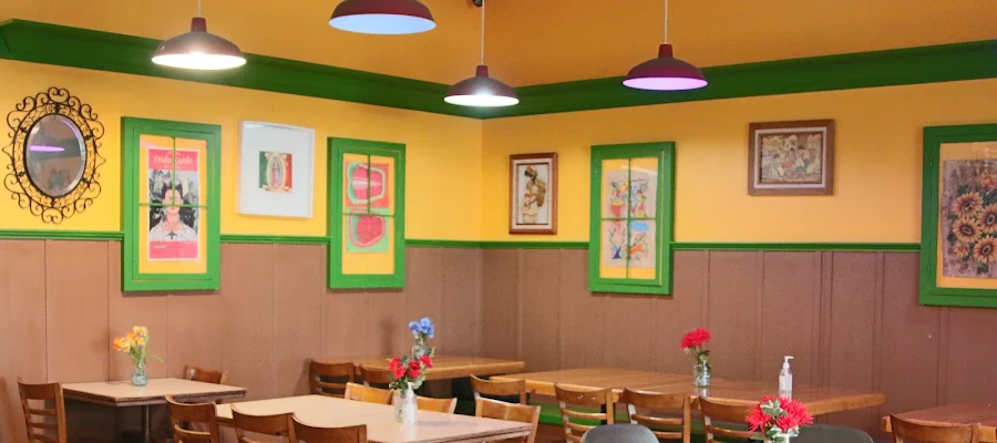 Los Cantaros Taqueria