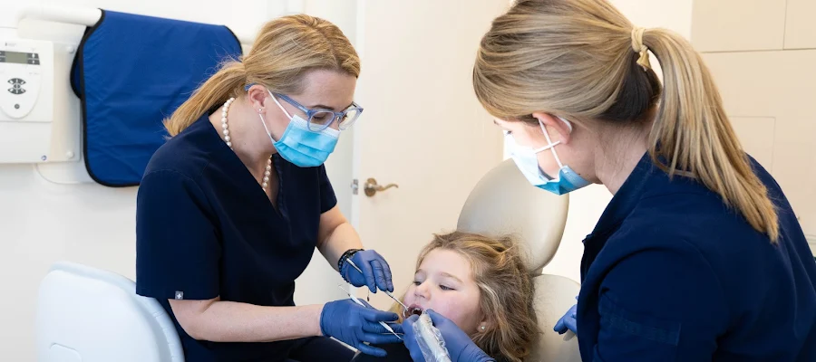LOUNGE.DENTAL