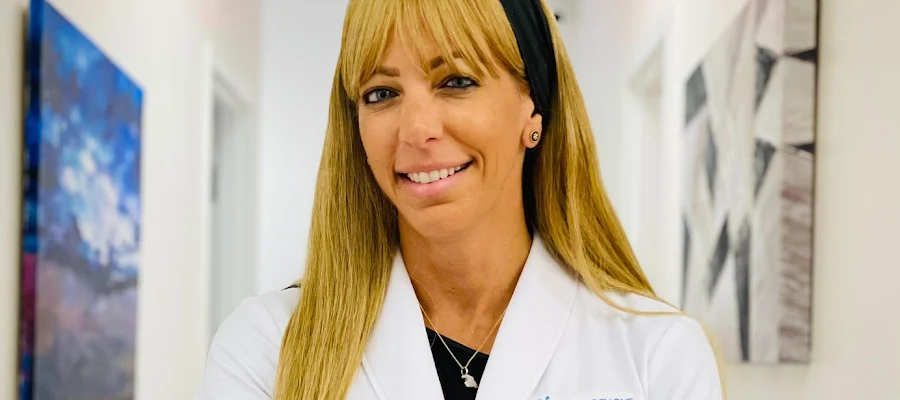 Lourdes Benes, MD