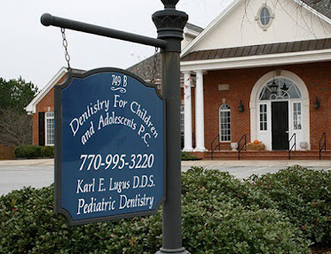Lugus Pediatric Dentistry