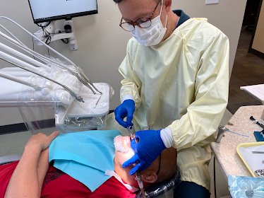 Luis D Camacho, DDS