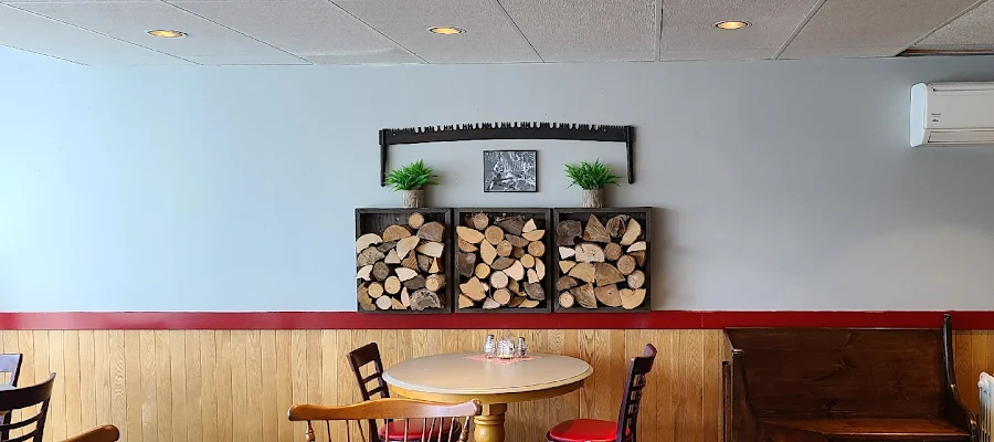 Lumberjacks Cafe