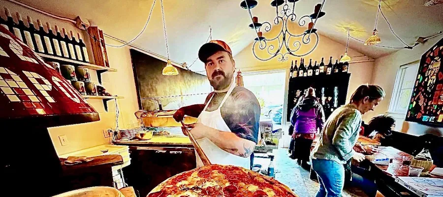 Lunetta - Wood-fired Pizza & Housemade Pastas