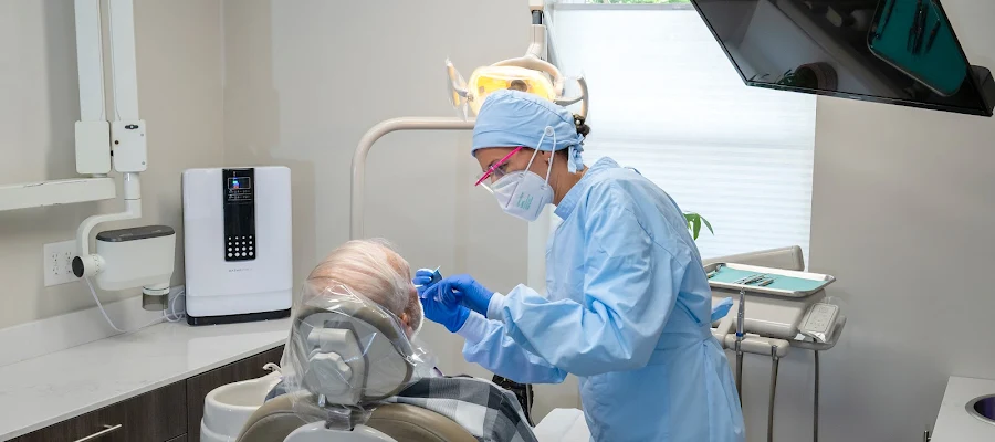 LUX Dental