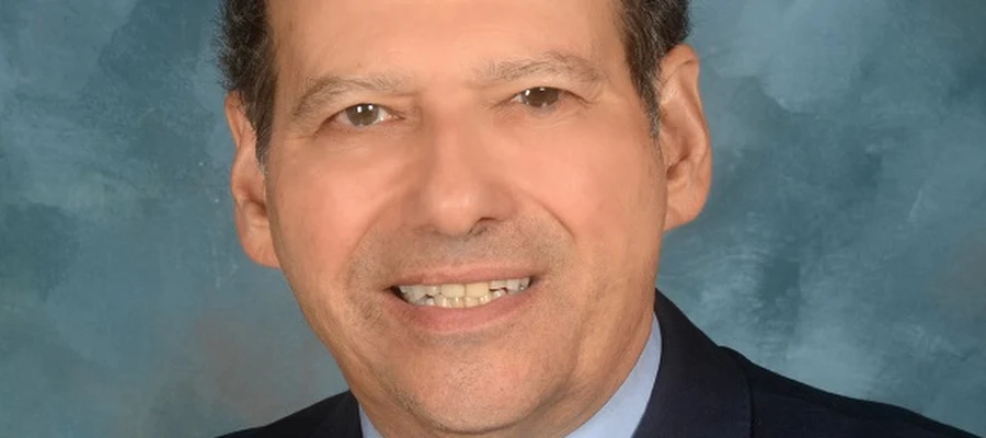 Martin Lesser, MD