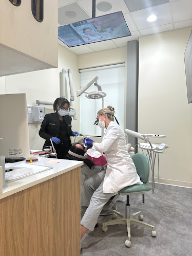 Marvin Dental Studio & Implant Center