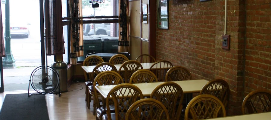 M&D Deli Central