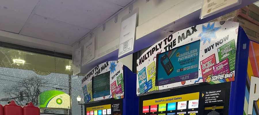 MEET MINI MART / BP GAS STATION / GROCERY / BEER / LIQUOR / WINE / SUPERMARKET