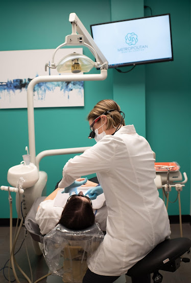 Metropolitan Dental Centre: Caitlin S. Hulver, DDS