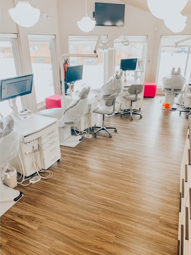 Meyer & Dana Orthodontics