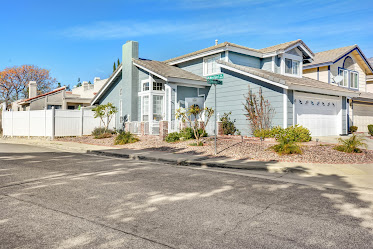 Michael and Lisa Mucino - Camden Mckay Realty