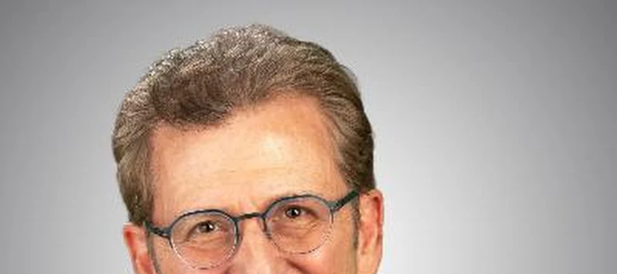 Michael Simpson, MD