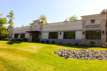 Middleboro Oral Surgeons - Dr Alireza Ashrafi