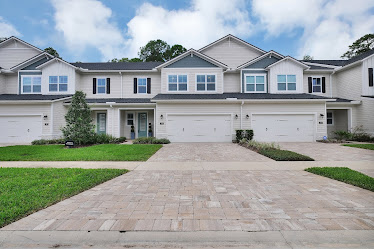 Mike Rolewicz, 904 Home Guide Team, Real Broker LLC