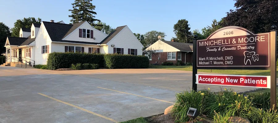 Minichelli & Moore Dentistry