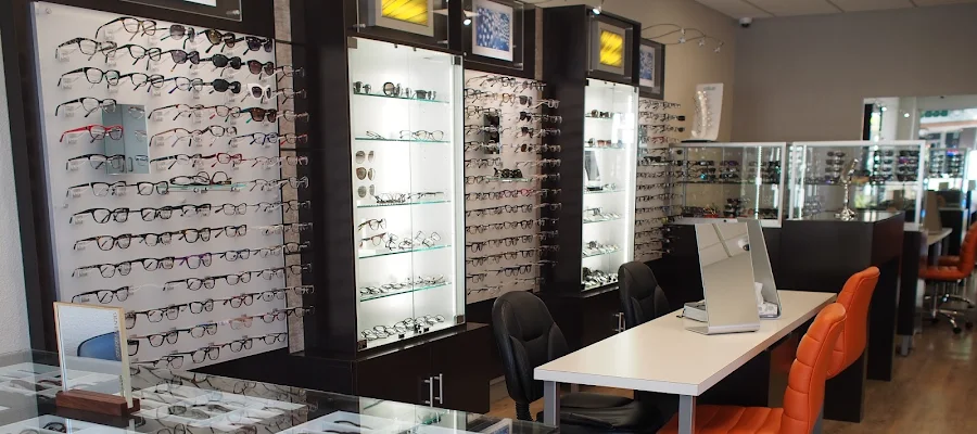 Monji Optometry
