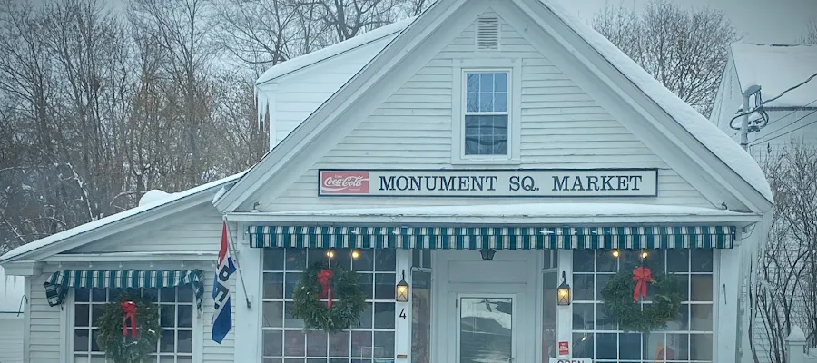 Monument Square Market
