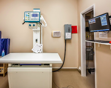 Mountain Emergency Animal Center