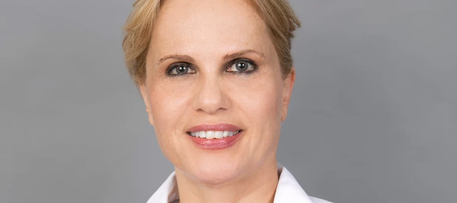 Nasrin Damoui, MD