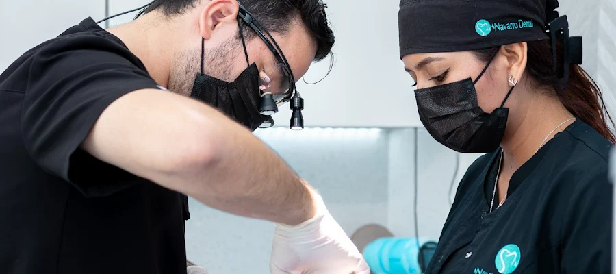 Navarro Dental
