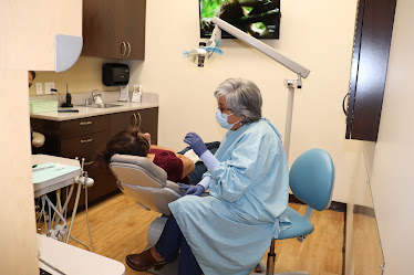 Navarro Dentistry