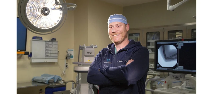 Neil MacIntyre, MD