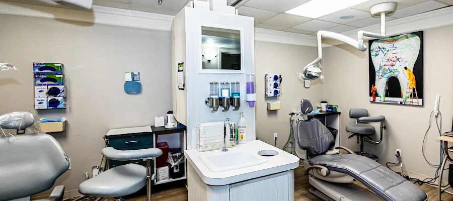 New Teeth Dental Solutions - Houston