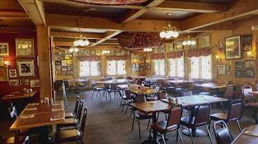 Nick's Sea Breeze Inn italian restaurant