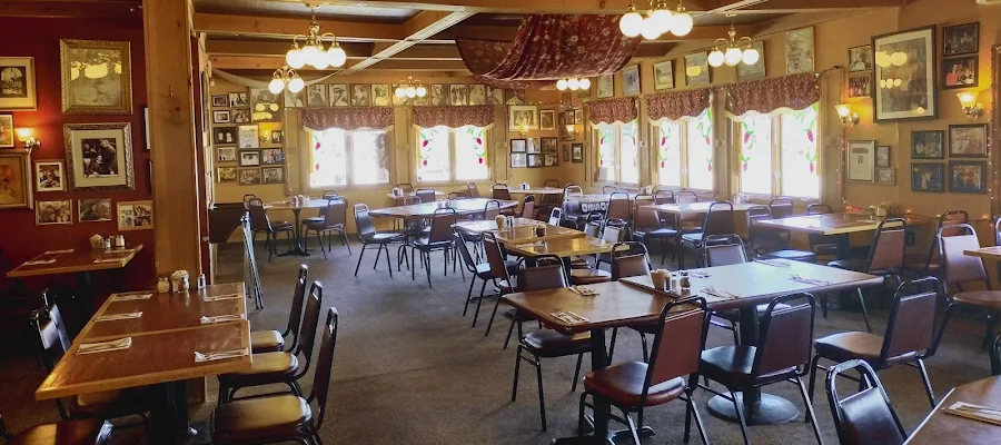 Nick's Sea Breeze Inn italian restaurant