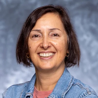 Niloufar Guiv MD