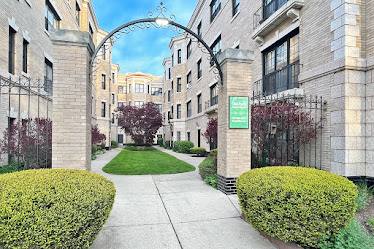 Oak Park Apartments
