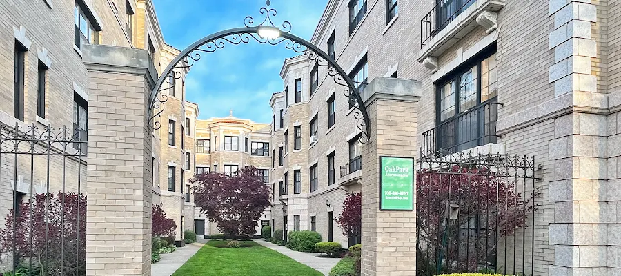 Oak Park Apartments
