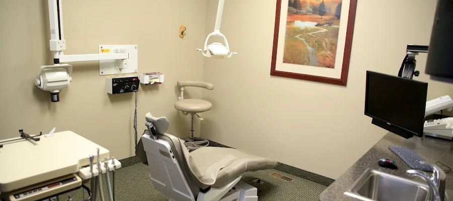 Oakcrest Dental Center