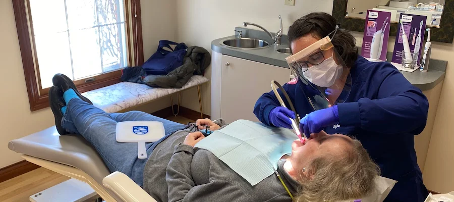 Oral Implants & Reconstructive Dentistry
