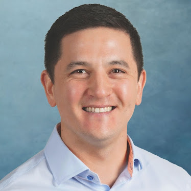 Orthopedic Hip and Knee Doctor: Philip Huang, DO