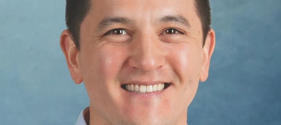 Orthopedic Hip and Knee Doctor: Philip Huang, DO