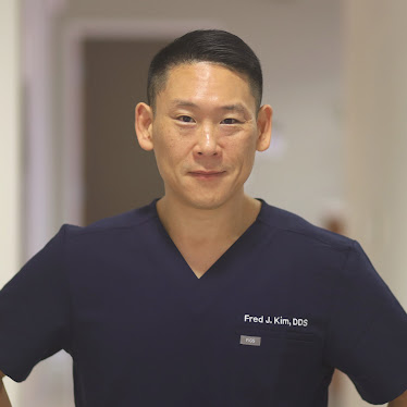 Pacific Smiles Dental Implant Center