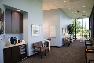 Park 100 Dental Care
