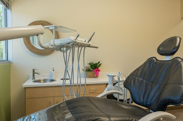 Parkway Dental: Michael D Haight, DDS