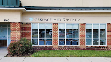 Parkway Family Dentistry (Khushboo Jain,DDS)