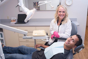 Pearl Dental Dr. Rebecca Downie