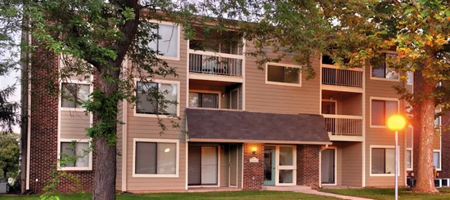 Pebble Point Apartments