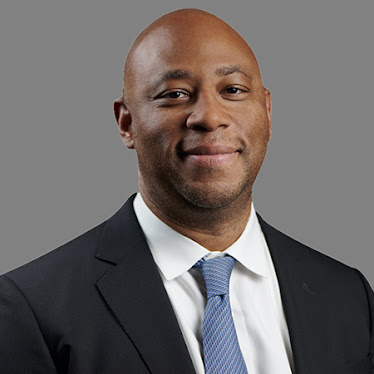 Piedmont Orthopedics | OrthoAtlanta: Alonzo Sexton, MD