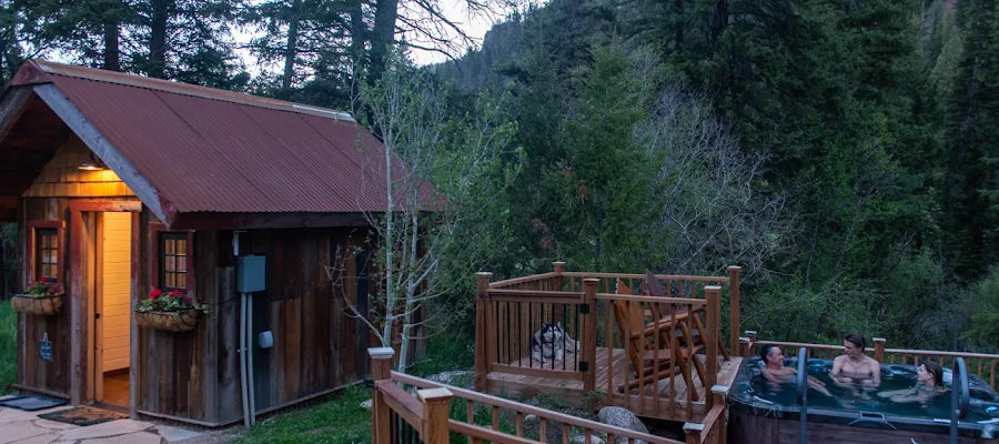 Pioneer Guest Cabins