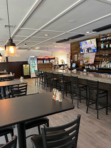 Pizzeria Zacharia Bar & Grill