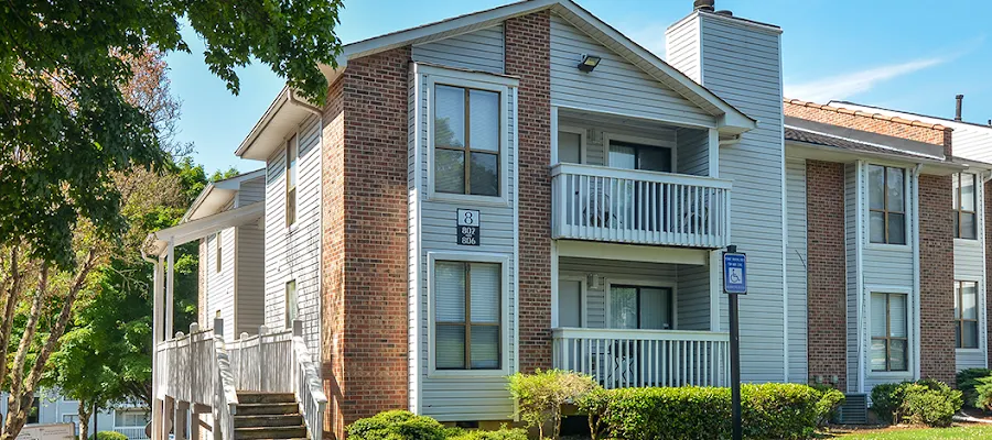 Polo Club Apartments