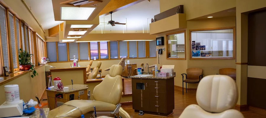 Pritchett Orthodontics: John Pritchett, DDS