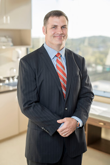 R. Edward Glenn, Jr., M.D.