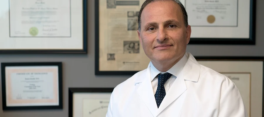 Ramin Khalili MD